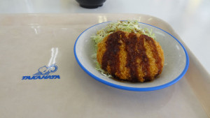 タマゴとオニオンのコロッケ 160円