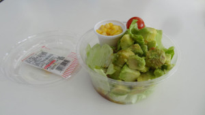 アボガドサラダ 380円