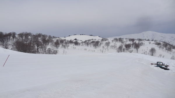 20170415_奥只見丸山スキー場山頂ペアリフトから丸山ゲレンデSNOW PARK下部