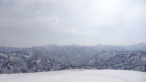 20170415_奥只見丸山スキー場山頂からの景色２