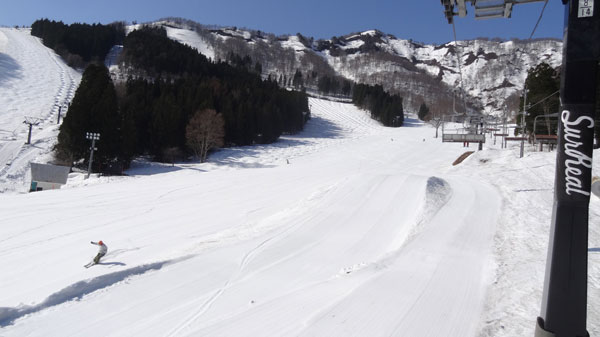 20170416_神立高原スキー場大中平高速４人乗りリフトからカストルのスノーパーク