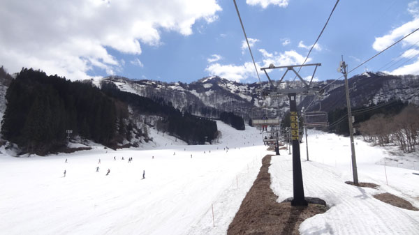 20170423_神立高原スキー場大中平高速４人乗りリフトからポルックスコース