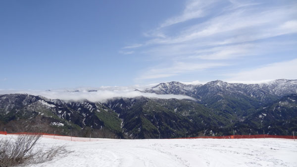 20170514_奥只見丸山スキー場山頂からの景色３
