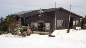 20210424_横手山・渋峠スキー場　横手山頂ヒュッテ