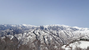 20210504_奥只見丸山スキー場　山頂からの景色-2