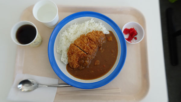 20220110_北日光・高畑スキー場　カツカレーとコーヒー（1200円+100円）