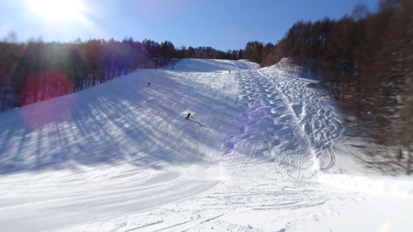20220116_北日光・高畑スキー場　朝一番のレッドコース