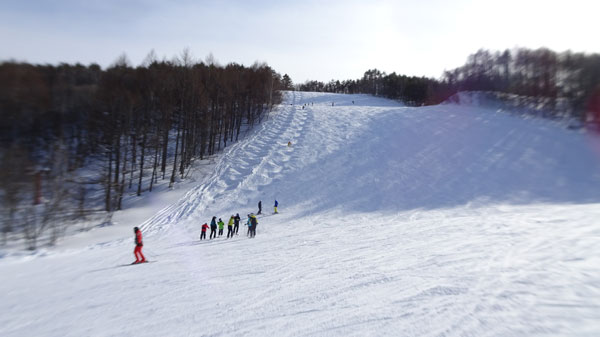 20220123_北日光・高畑スキー場　午後一番のレッドコース