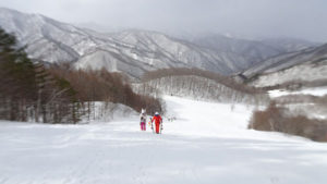 20220320_北日光・高畑スキー場　午後のレッドコースのコブ（ハイク中その２）