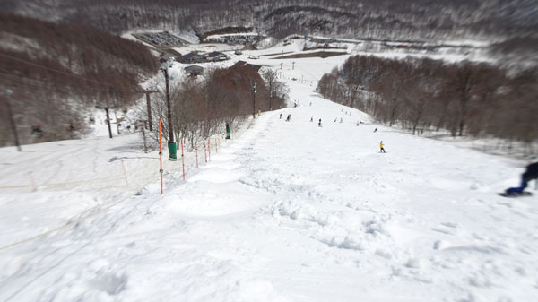 20220410_星野リゾート猫魔スキー場デビル1のコブ