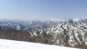 20220504_奥只見丸山スキー場　丸山ゲレンデ山頂からの景色
