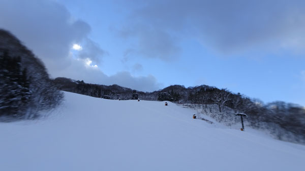20230101_北日光・高畑スキー場　朝一番の猪谷ゲレンデ