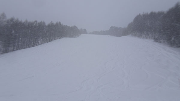20230101_北日光・高畑スキー場　15時半過ぎのレッドコース
