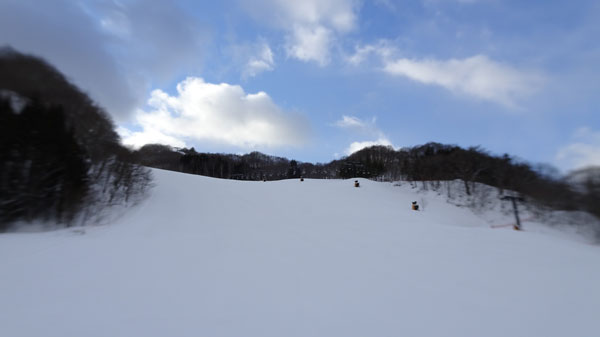 20230211_北日光高畑スキー場　朝一番の猪谷ゲレンデ