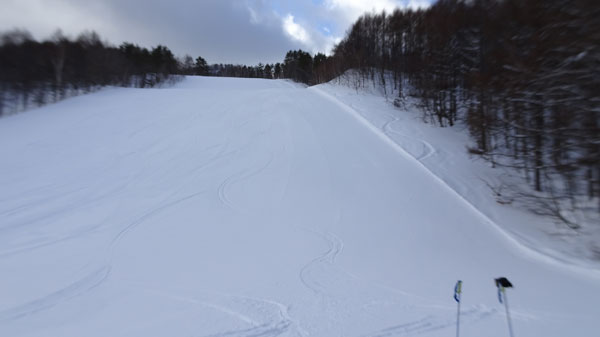 20230211_北日光・高畑スキー場　朝一番のレッドコース