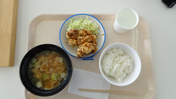 20230212_北日光高畑スキー場　唐揚げハーフ+ごはん+豚汁(1000円)