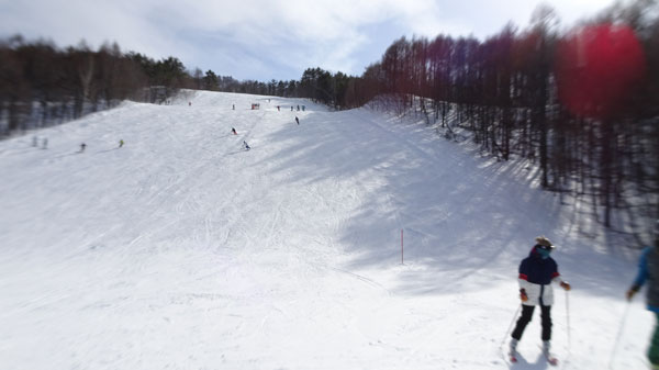 20230212_北日光・高畑スキー場　午後一番のレッドコース