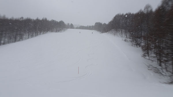 20230226_北日光・高畑スキー場　朝一番のレッドコース