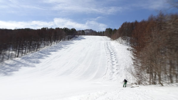 20230321_北日光・高畑スキー場　朝一番のレッドコース