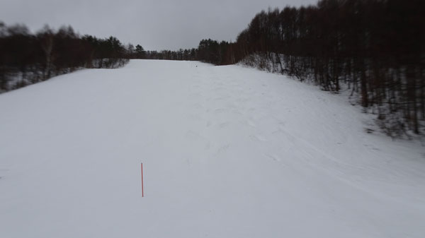 20240121_北日光・高畑スキー場　朝一番のレッドコース