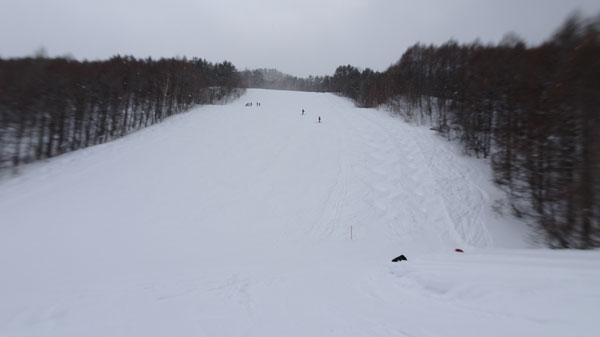 20240128_北日光・高畑スキー場　午後一番のレッドコース