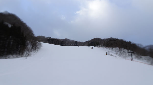 20240203_北日光・高畑スキー場　朝一番の猪谷ゲレンデ