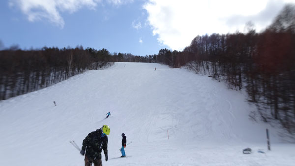 20240203_北日光・高畑スキー場　午後一番のレッドコース