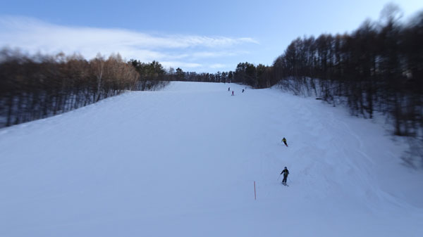 20240203_北日光・高畑スキー場　15時半過ぎのレッドコース