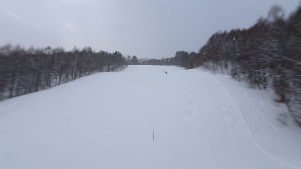 20240211_北日光・高畑スキー場　朝一番のレッドコース