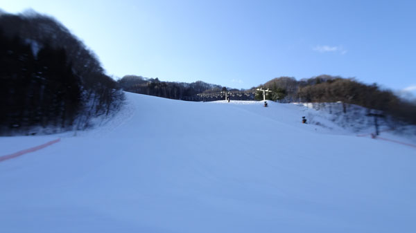 20240212_北日光・高畑スキー場　朝一番の猪谷ゲレンデ