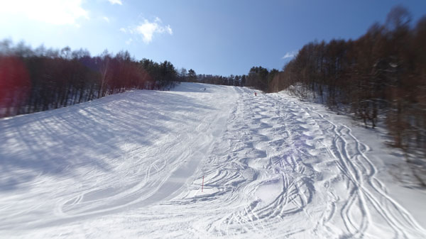 20240212_北日光・高畑スキー場　朝一番のレッドコース