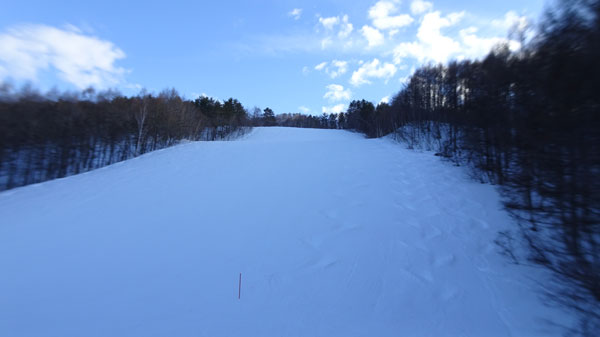 20240218_北日光・高畑スキー場16時前のレッドコース
